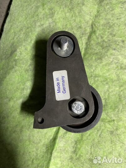 Ролик ремня грм volvo S80 9180687