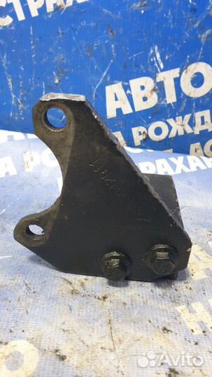 Кронштейн пневмокомпрессора. Higer 6129 АВТОБУС