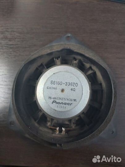 Динамик Toyota Land Cruiser 100