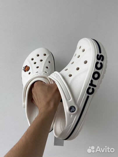 Crocs