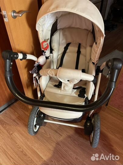 Прогулочная коляска indigo