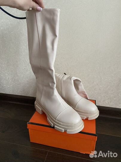 Продам сапоги бежевые 40 размер