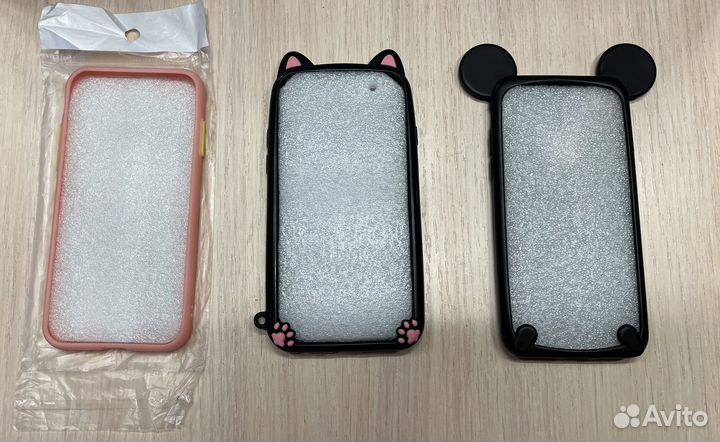 Чехлы и стекла на iPhone 7,8, se