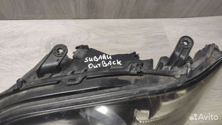 Фары Subaru Outback