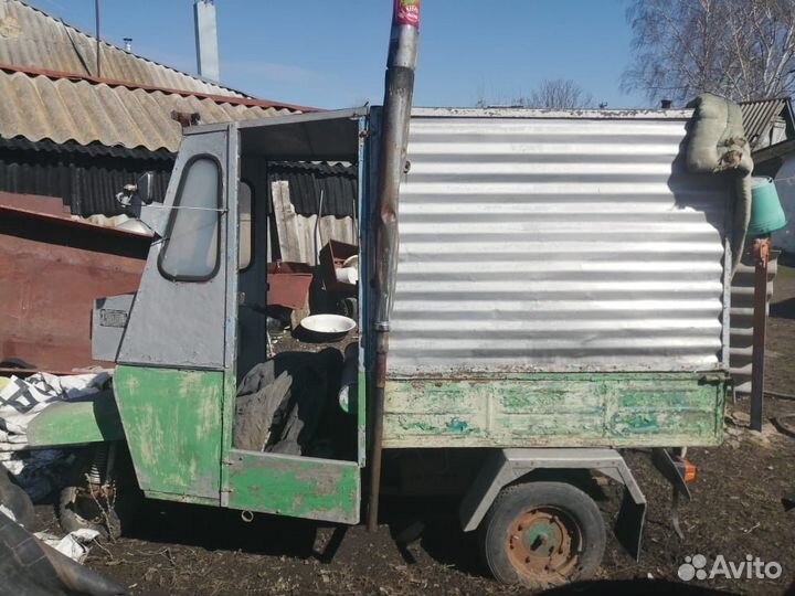 Муравей с кабиной