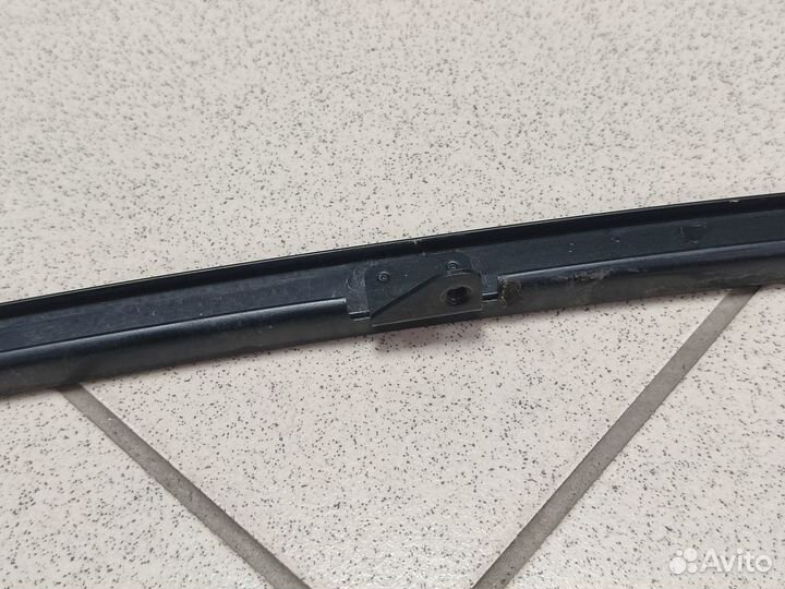 Направляющая стекла задняя левая LC 200 2007-21