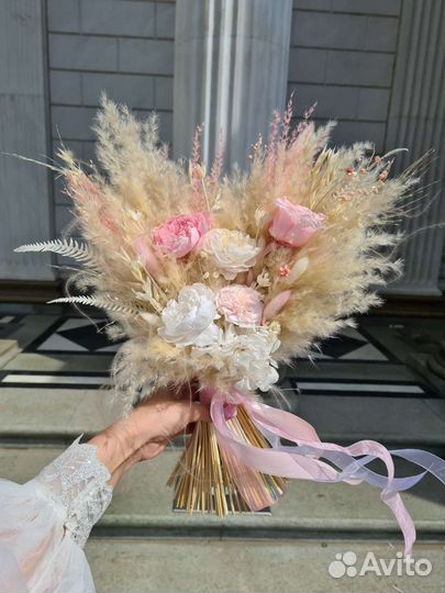 Свадебный букет невесты