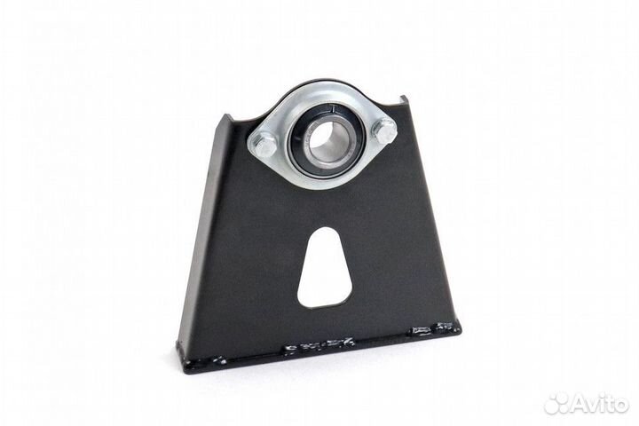 Щека 2-х опорного кронштейна трансмиссии в сборе с