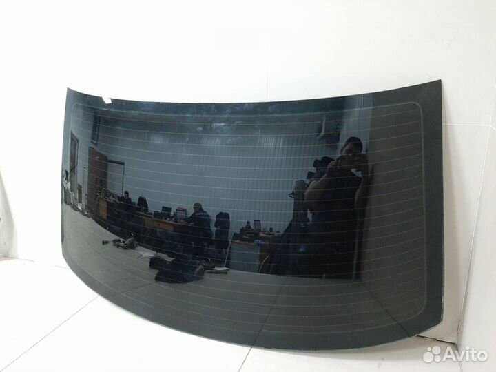 Стекло заднее Volkswagen Polo Sed RUS 2011