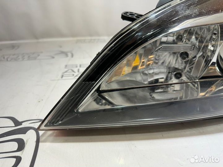 Фара левая Kia Ceed ED 2010