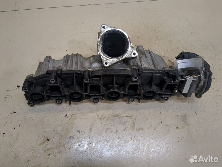 Коллектор впускной Volkswagen Tiguan, 2008