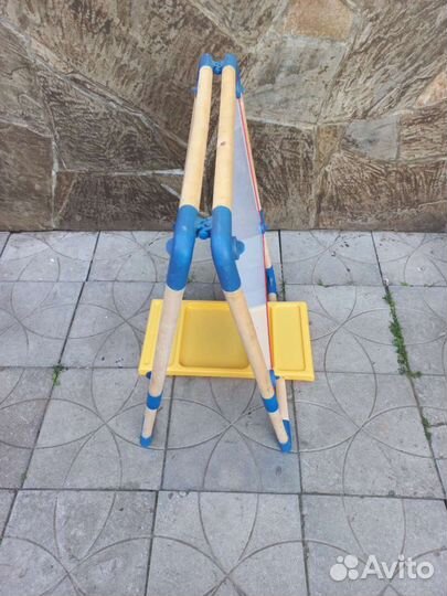 Мольберт - Доска для рисования