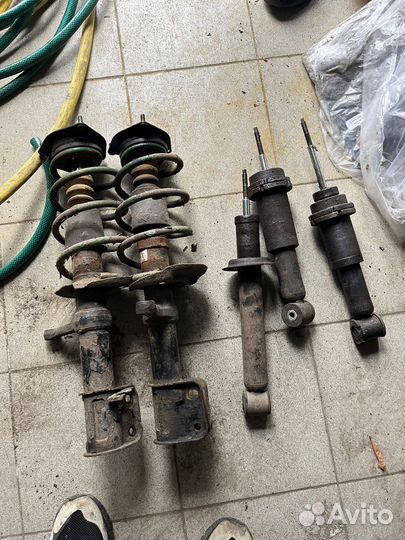 Продам стойки на приору