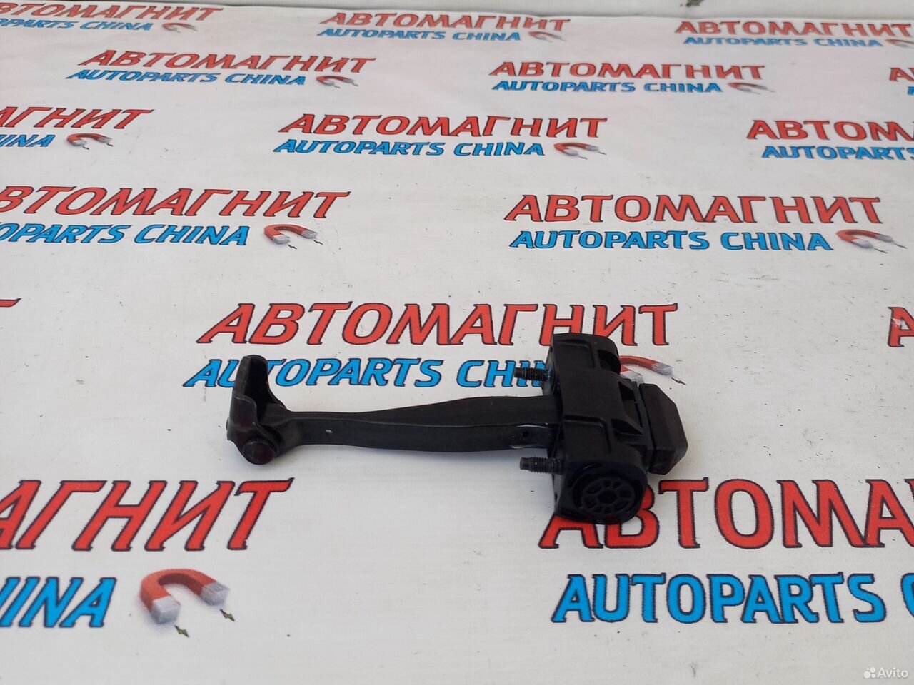 Ограничитель двери задней правой Омода С5