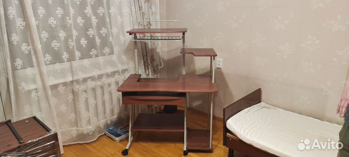 Компьютерный стол б/у