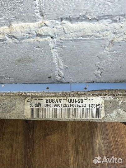 Радиатор кондиционера Nissan Note хэтчбек 1.4 2007