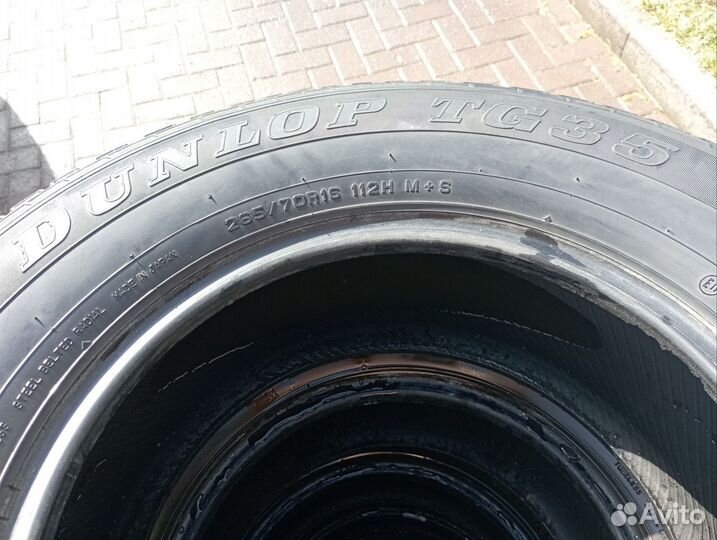 Dunlop Grandtrek TG35 265/70 R16