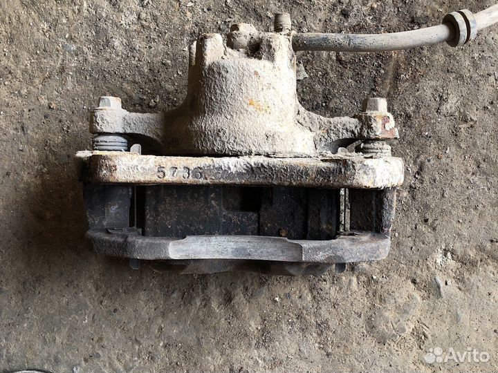 Mitsubishi lancer 10 Суппорт