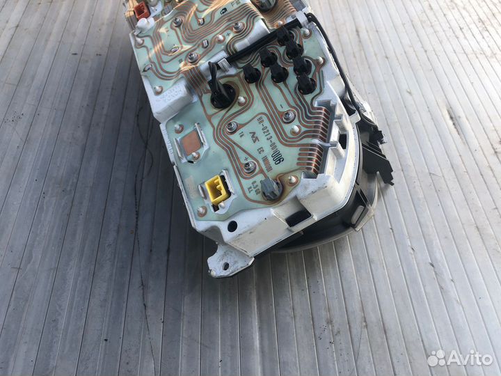 Щиток приборов АКПП Honda crv 99г