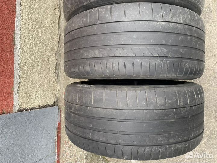 Pirelli P Zero 295/40 R21