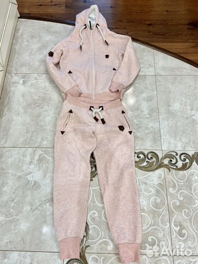 Спортивный костюм утепленный женский