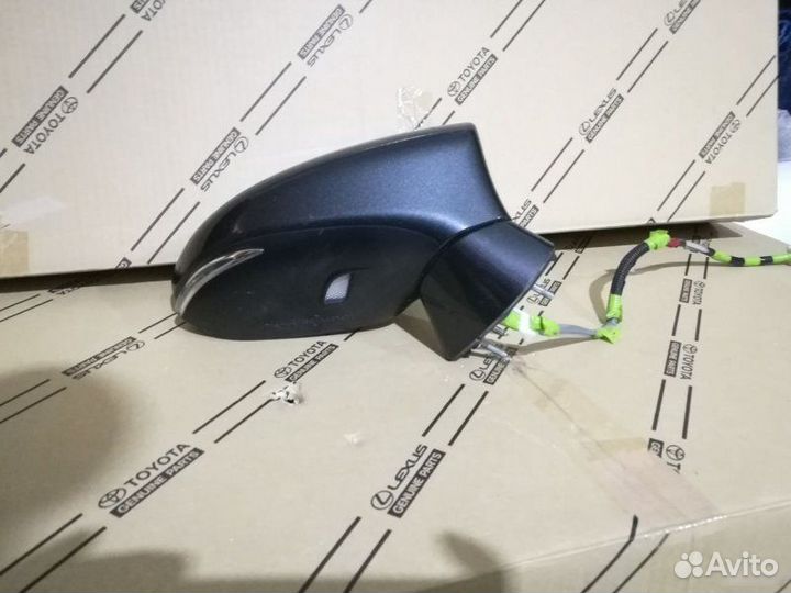 Зеркало правое Lexus Ct 200