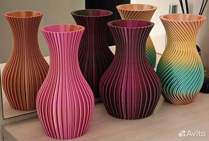 Вазы из пластика