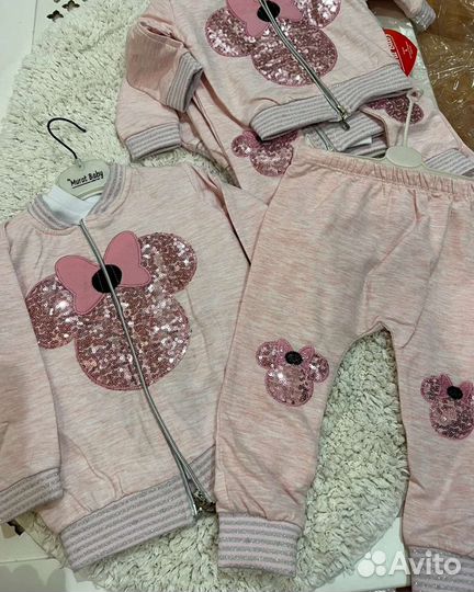 Одежда для малышей и взрослых