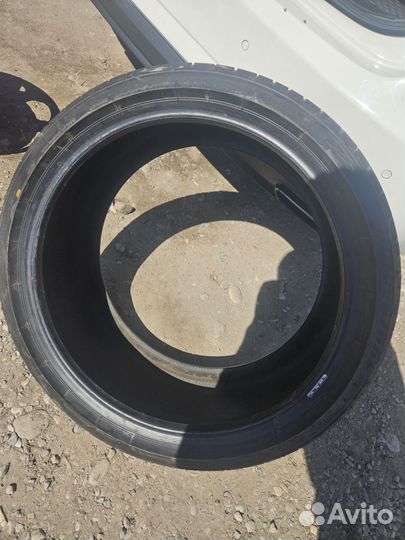 Bridgestone Potenza S001 285/30 R19 98Y