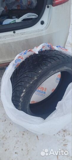 Sava Eskimo Stud 205/55 R16