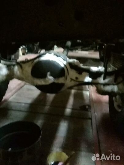 Задний мост в сборе. Передний редуктор