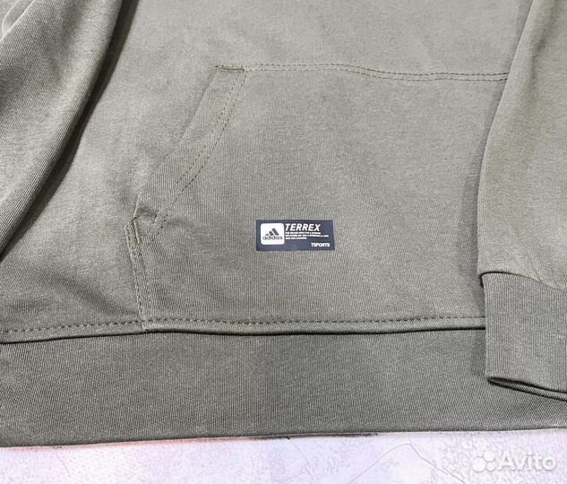 Спортивные костюмы Adidas