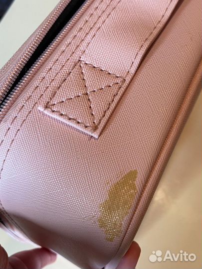 Чемодан, косметика. Стартовый набор