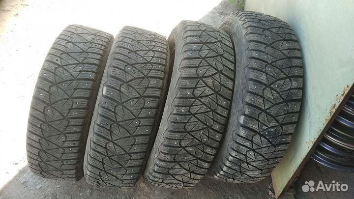 Dunlop SP Winter Ice 02 185/65 R15