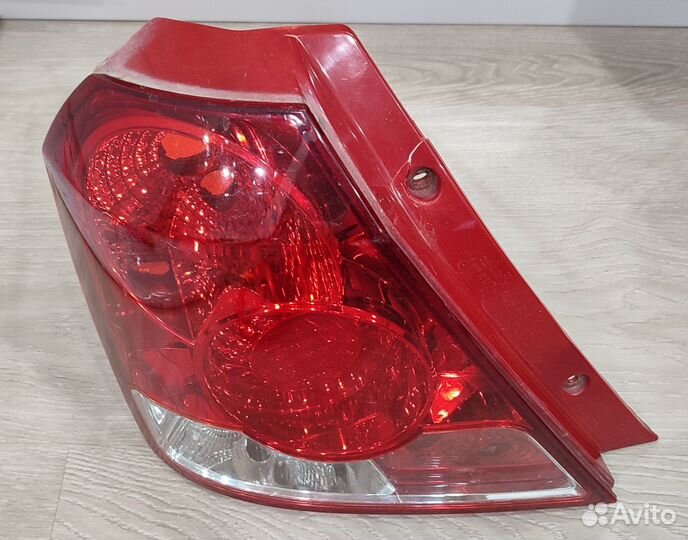 Фонарь задний левый chevrolet aveo t200