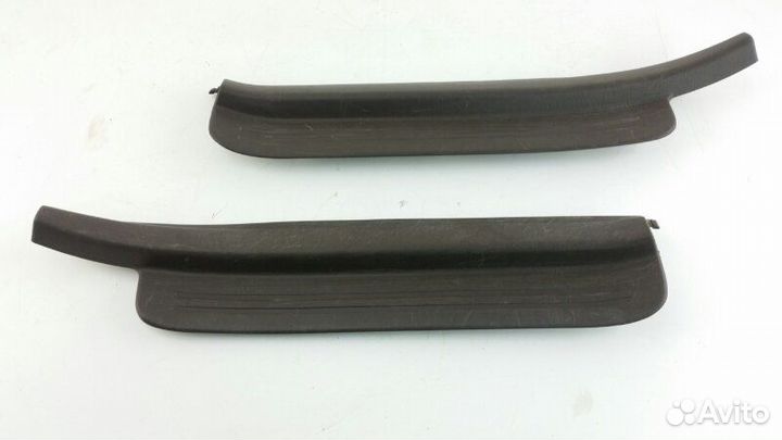 Накладка на порог задняя Toyota Mark Ii GX90 1GFE