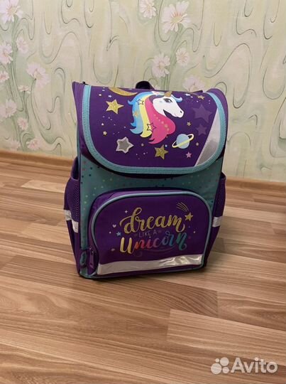 Рюкзак в школу