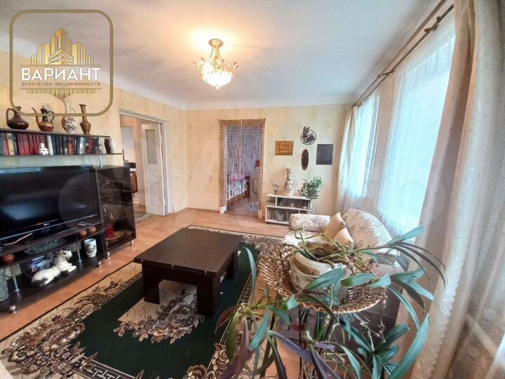 Дом 50,6 м² на участке 3 сот.