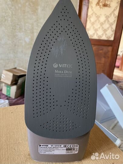 Утюг Vitek