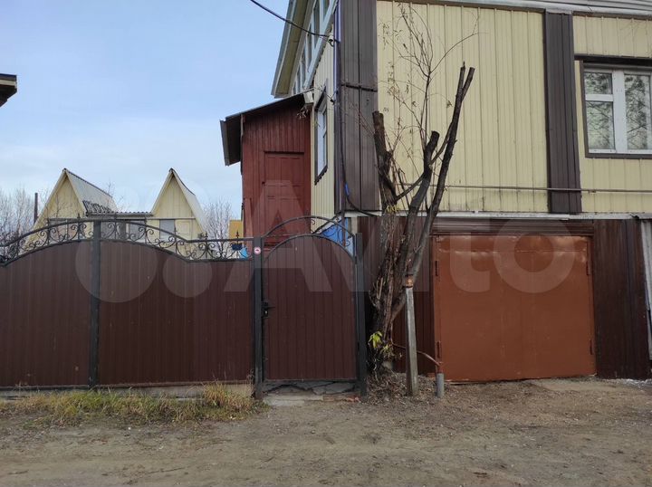 Дом 160 м² на участке 17 сот.