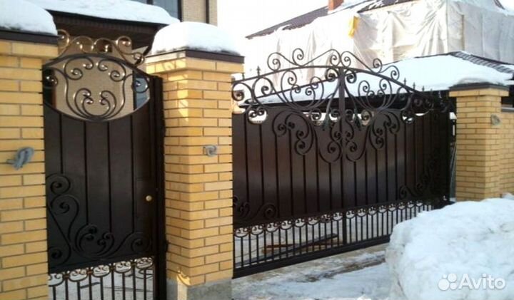 Кованые ворота и калитка на участок