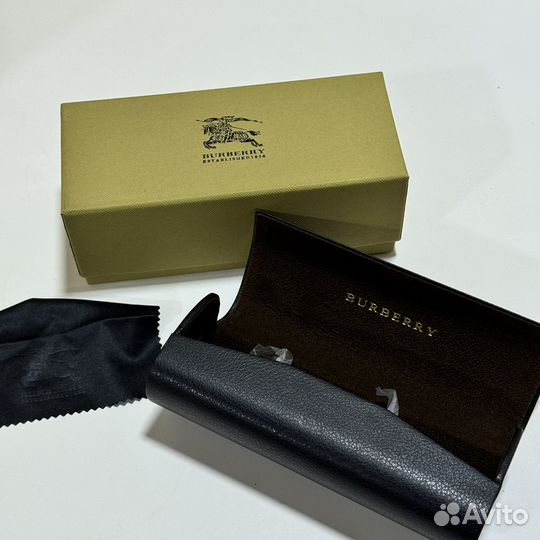 Чехол для очков burberry