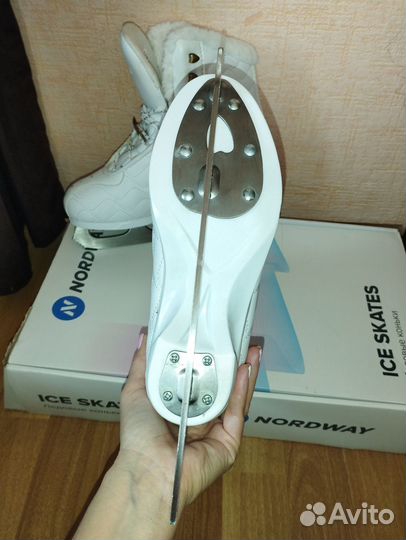 Фитнес коньки женские