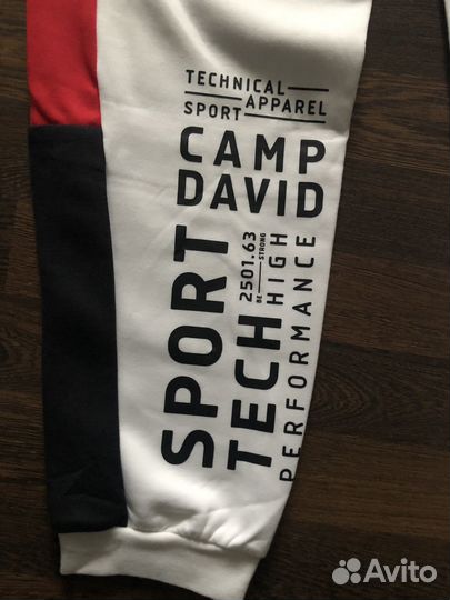 Костюм camp david M