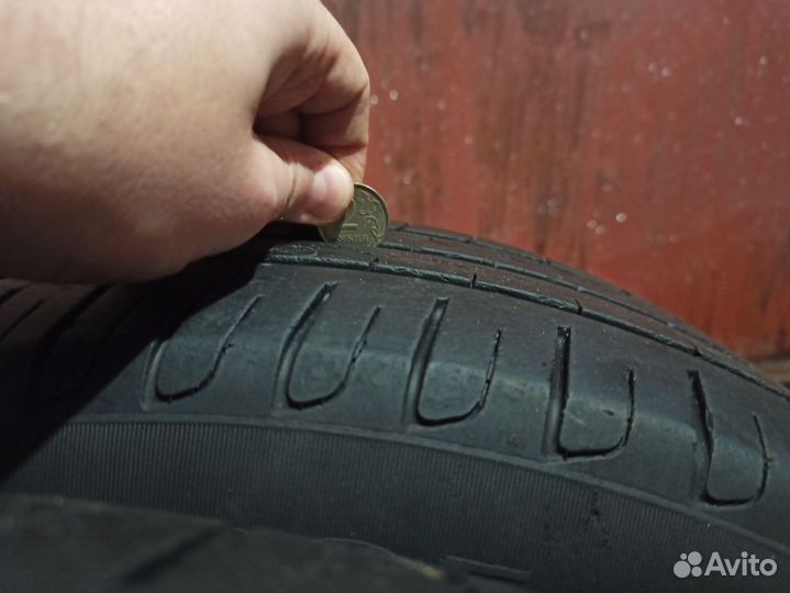 Pirelli Cinturato P7 205/60 R16