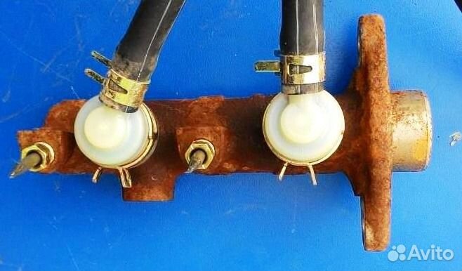 Цилиндр тормозной Мицубиси L300 (Делика)