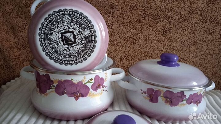 Набор кастрюль