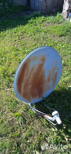 Спутниковая тарелка телекарта с приставкой