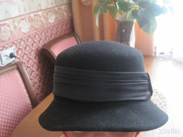 Женская шляпа из натурального фетра