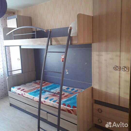 Гарнитур в детскую